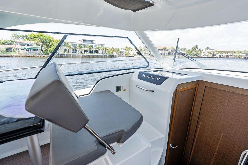 Yacht Photos Pics