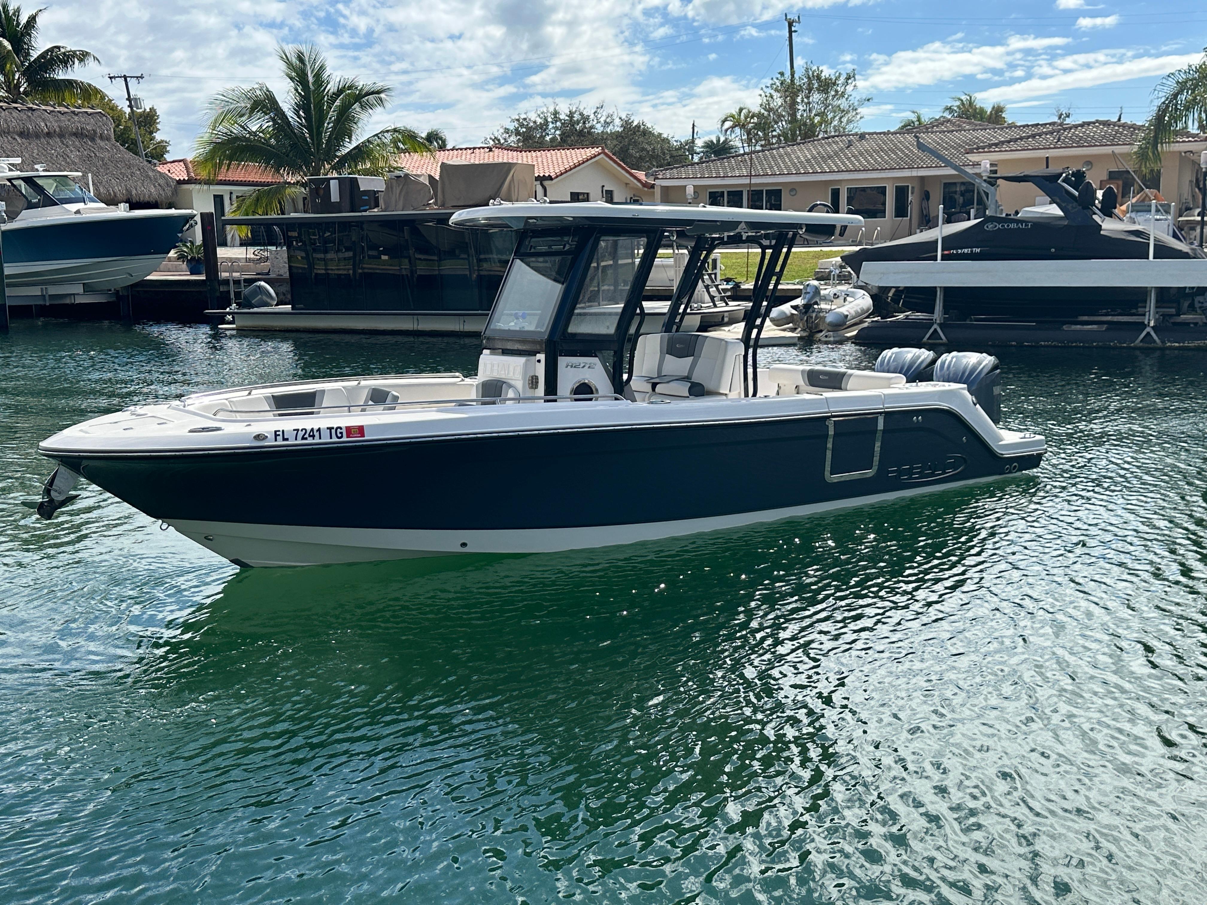 2022-robalo-r272-power-9743858-976054037-0-010420251847-4