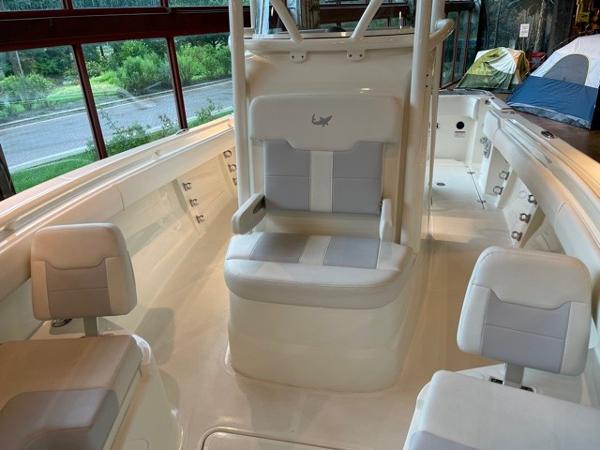 2021 Mako boat for sale, model of the boat is 236 CC & Image # 81 of 95