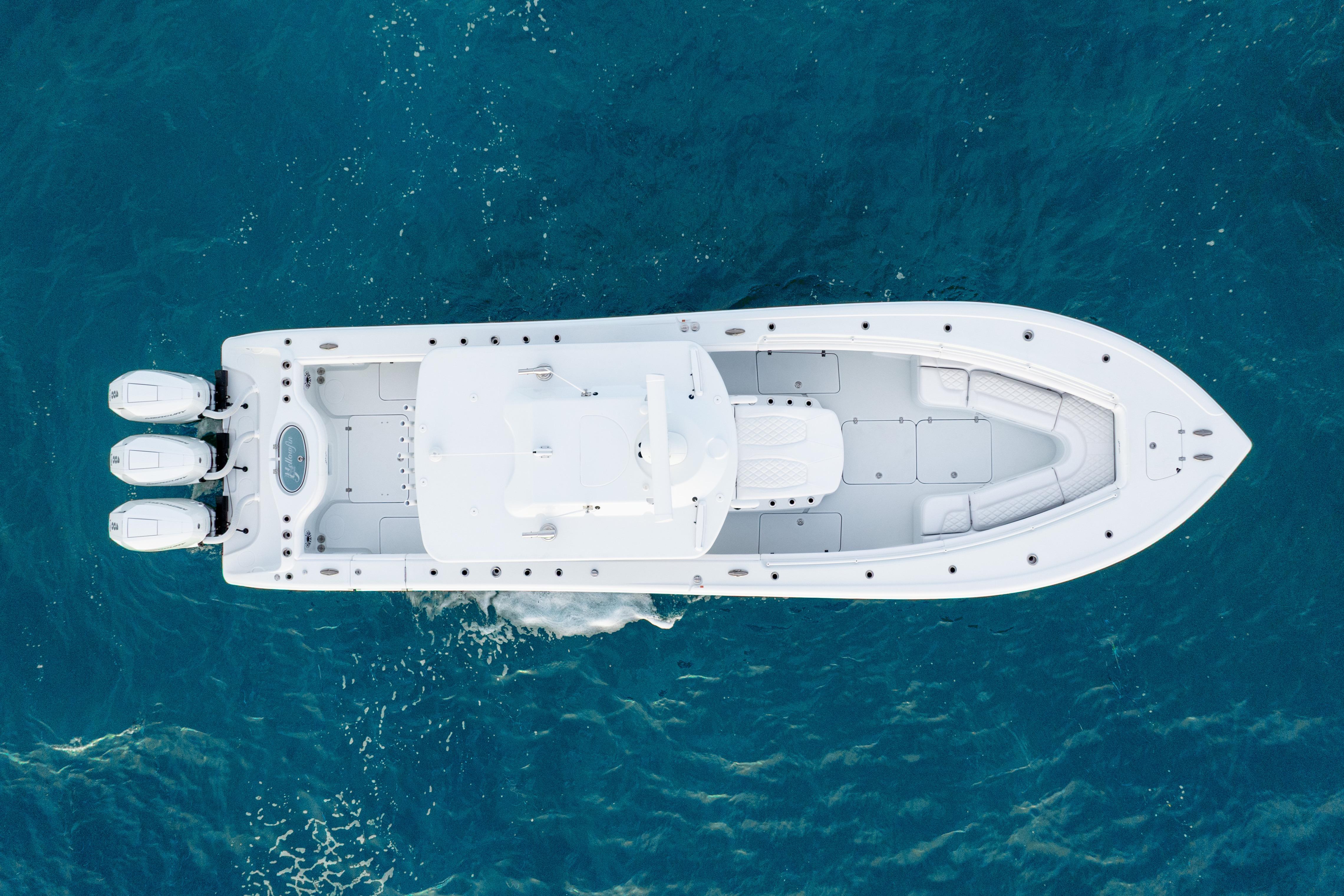 Boat image 12