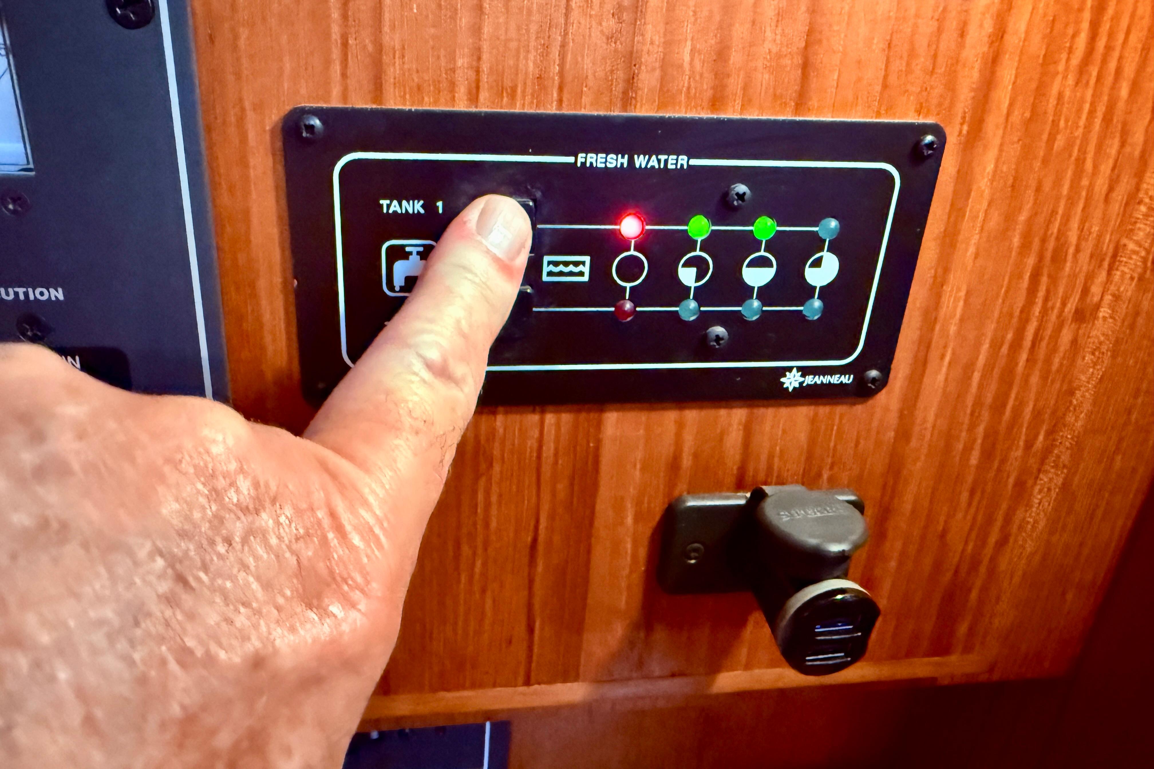 Control panel of 1997 Jeanneau Sun Odyssey 36.2 yacht, fresh water tank indicator.
