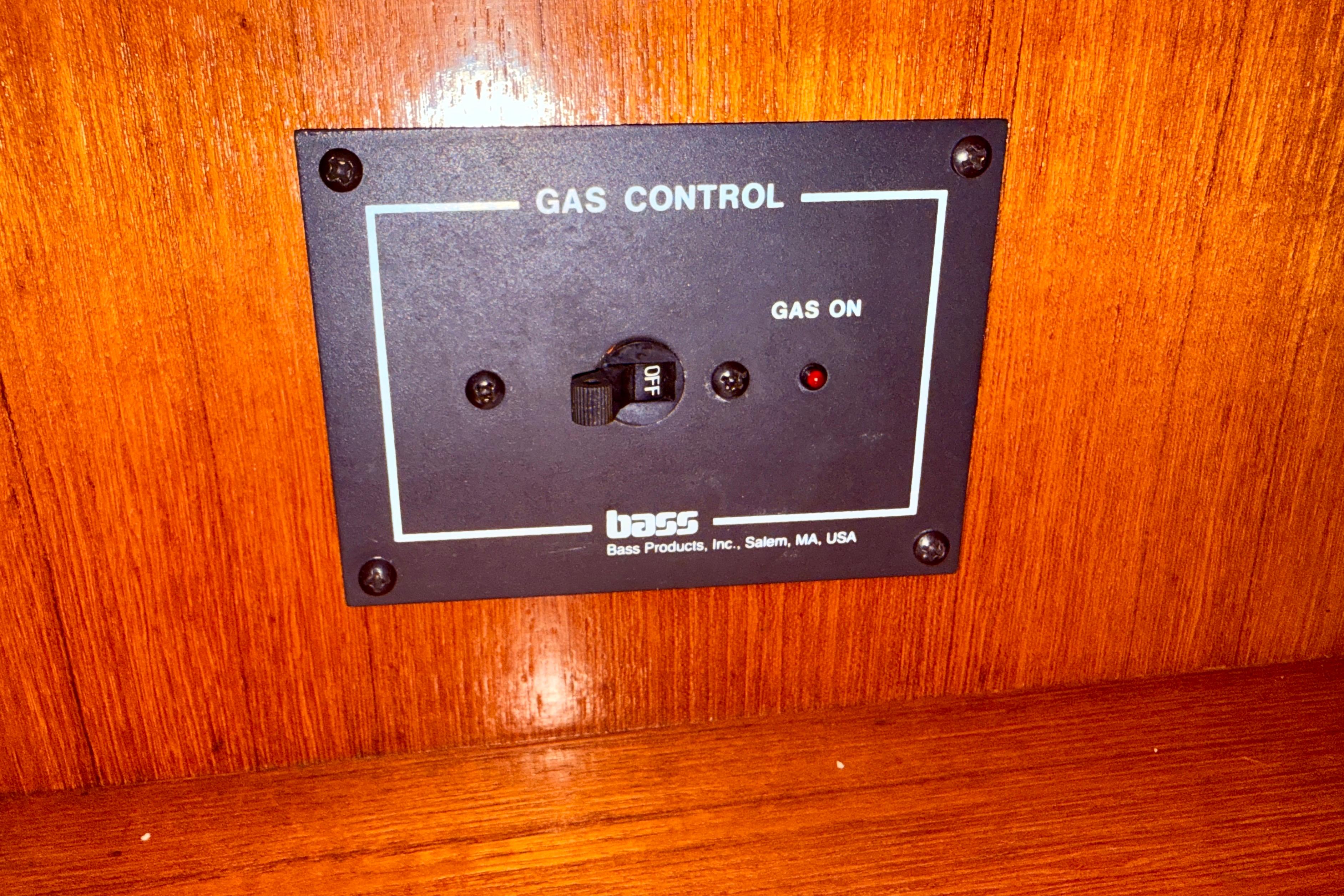 Gas control panel on 1997 Jeanneau Sun Odyssey 36.2 yacht, featuring Bass Products switch.
