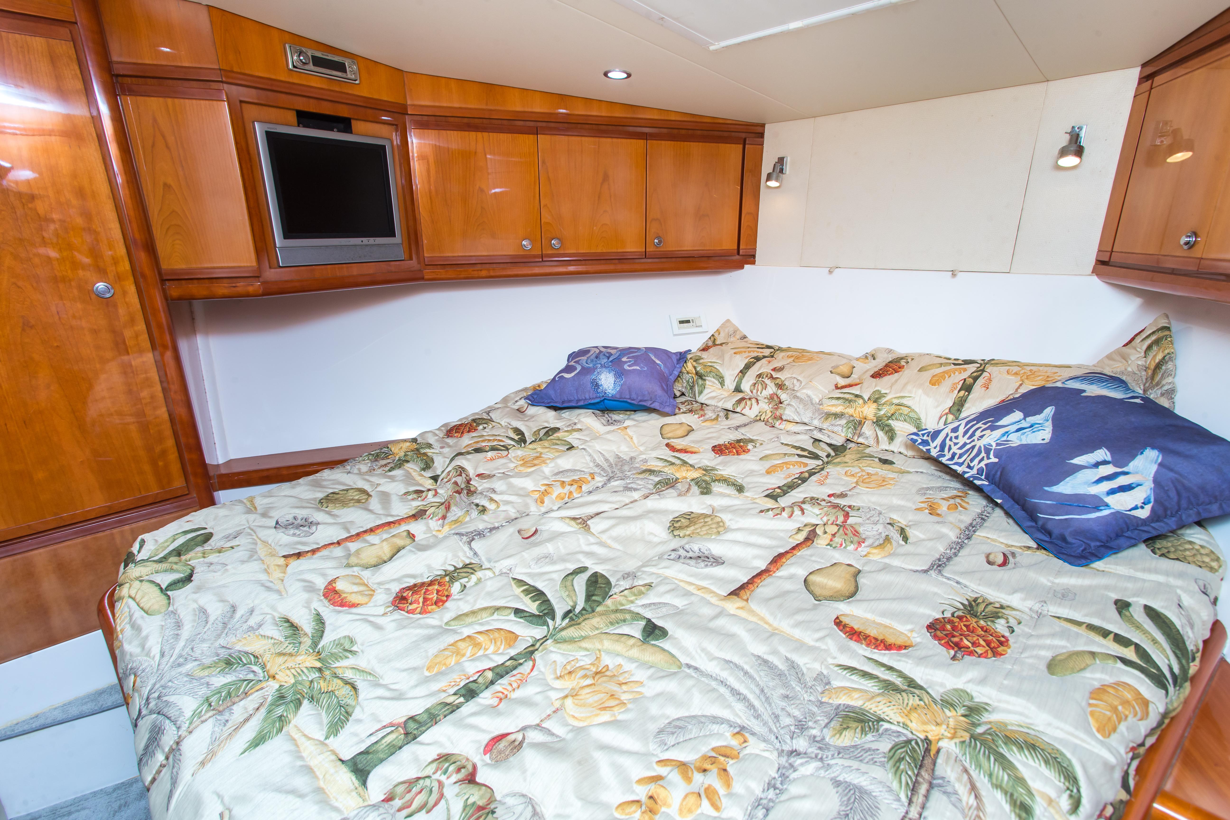 Bertram-450 Convertible 2005 -FL-US-9773860 | Thumbnail