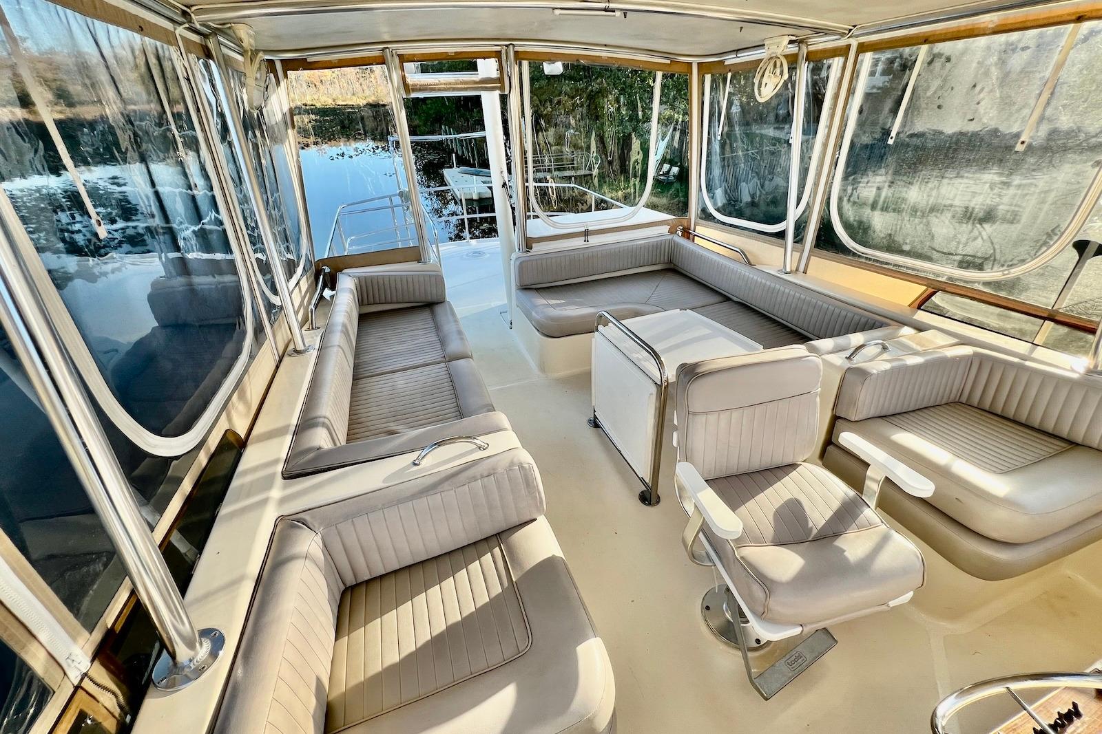 VA 10471 BH Knot 10 Yacht Sales VA 10471 BH Knot 10 Yacht Sales