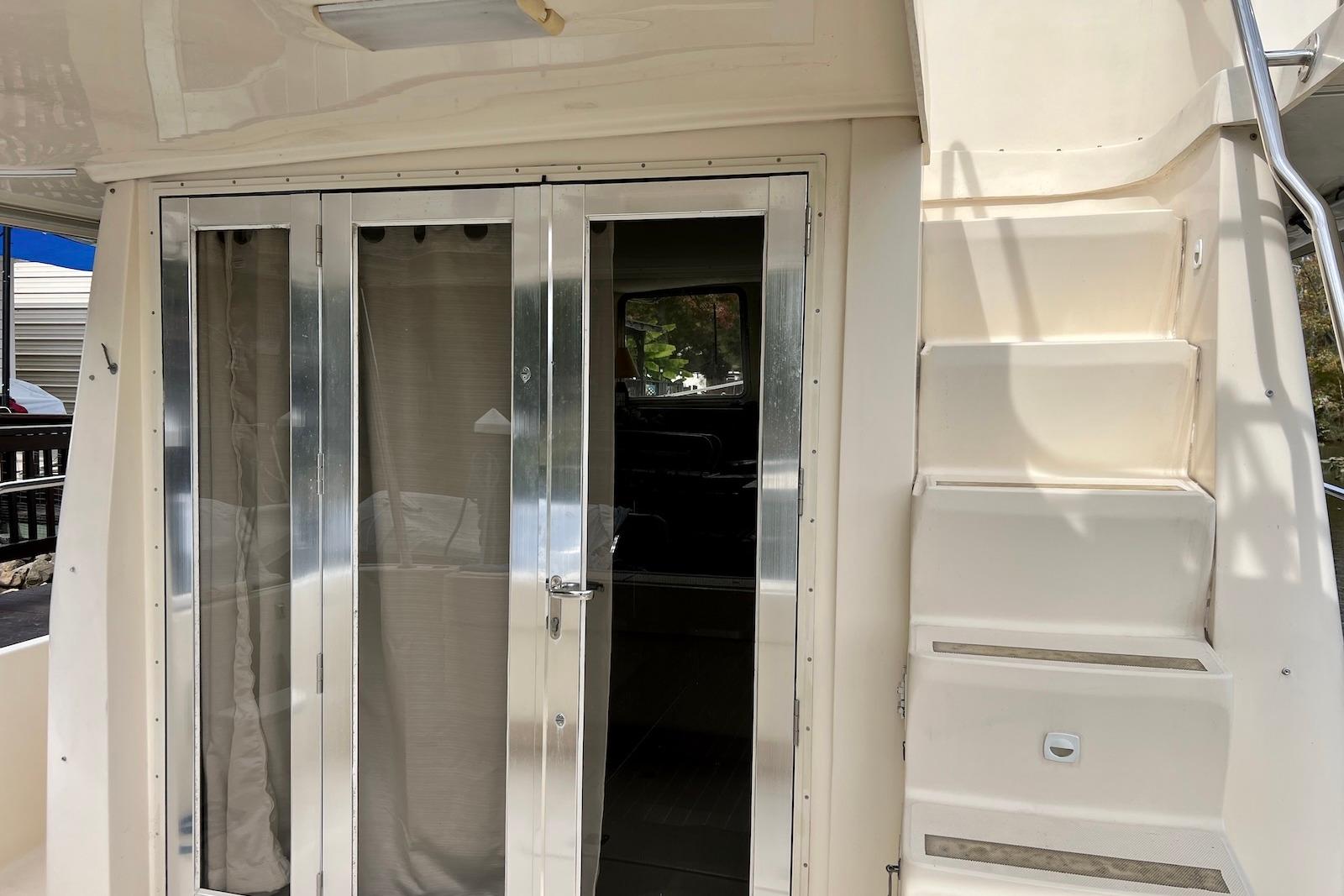 VA 10471 BH Knot 10 Yacht Sales VA 10471 BH Knot 10 Yacht Sales