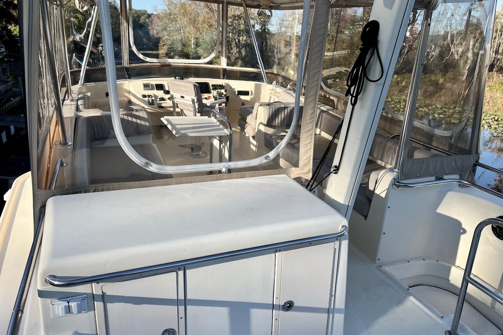 VA 10471 BH Knot 10 Yacht Sales VA 10471 BH Knot 10 Yacht Sales