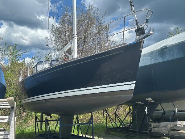 37' Tartan, Listing Number 100916848, Image No. 8