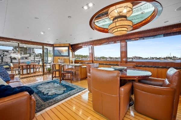 72' Hatteras, Listing Number 100914671, - Photo No. 10