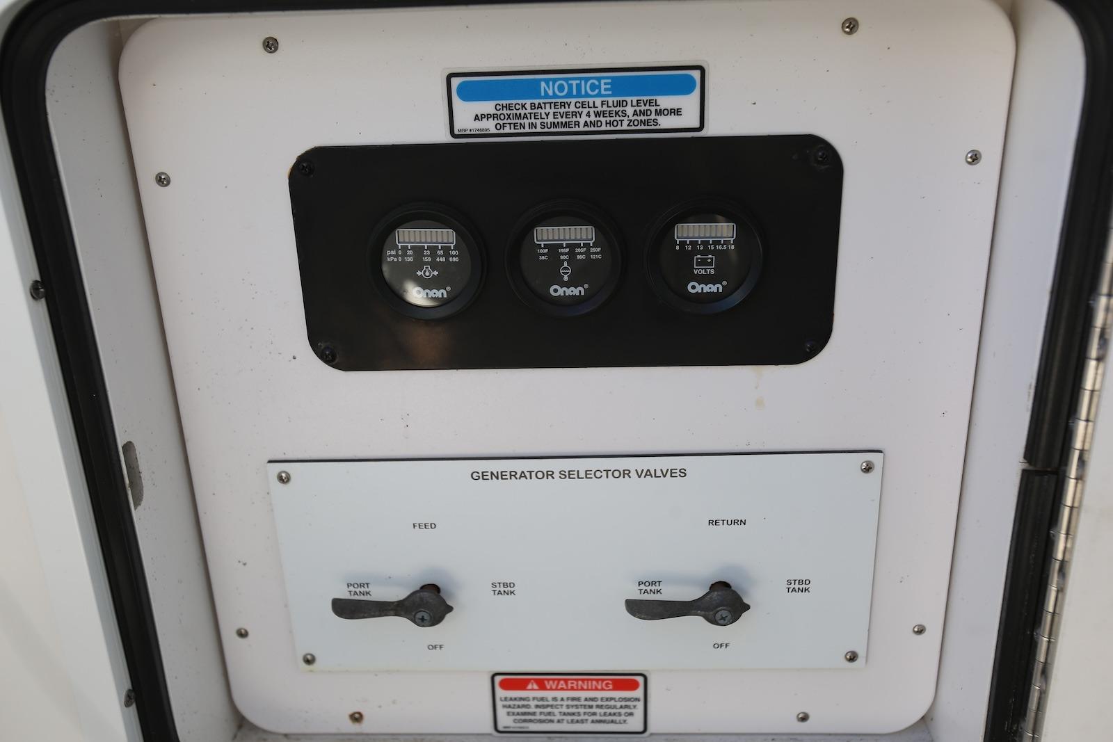 CT 10472 TL Knot 10 Yacht Sales CT 10472 TL Knot 10 Yacht Sales