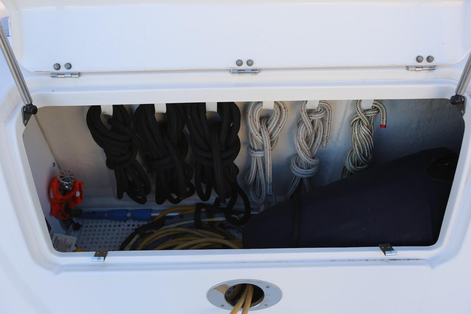 CT 10472 TL Knot 10 Yacht Sales CT 10472 TL Knot 10 Yacht Sales