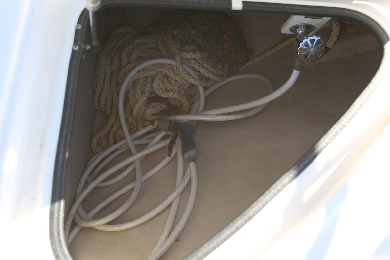 CT 10472 TL Knot 10 Yacht Sales CT 10472 TL Knot 10 Yacht Sales