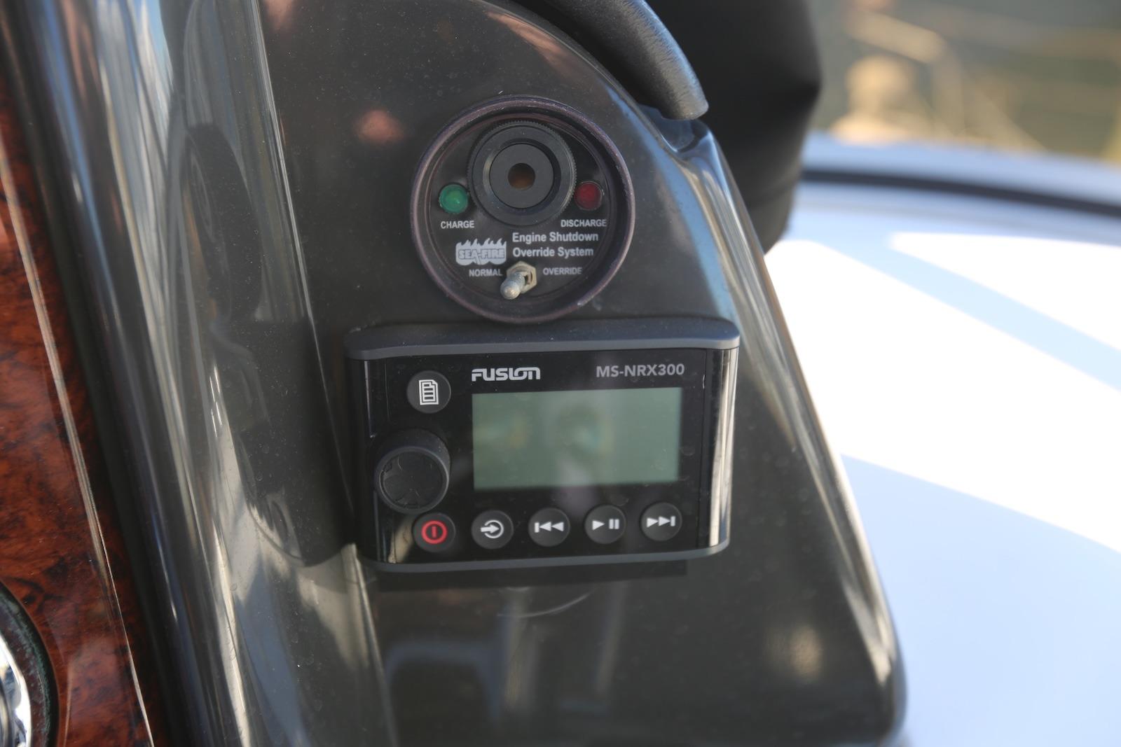 CT 10472 TL Knot 10 Yacht Sales CT 10472 TL Knot 10 Yacht Sales