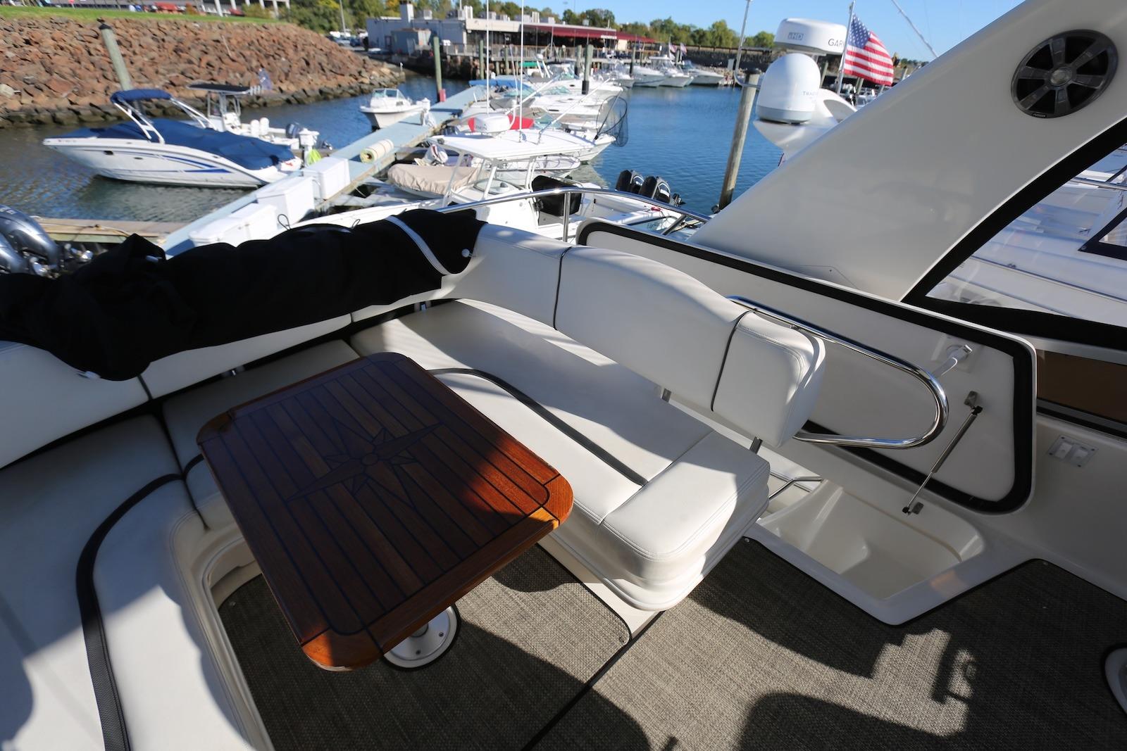 CT 10472 TL Knot 10 Yacht Sales CT 10472 TL Knot 10 Yacht Sales