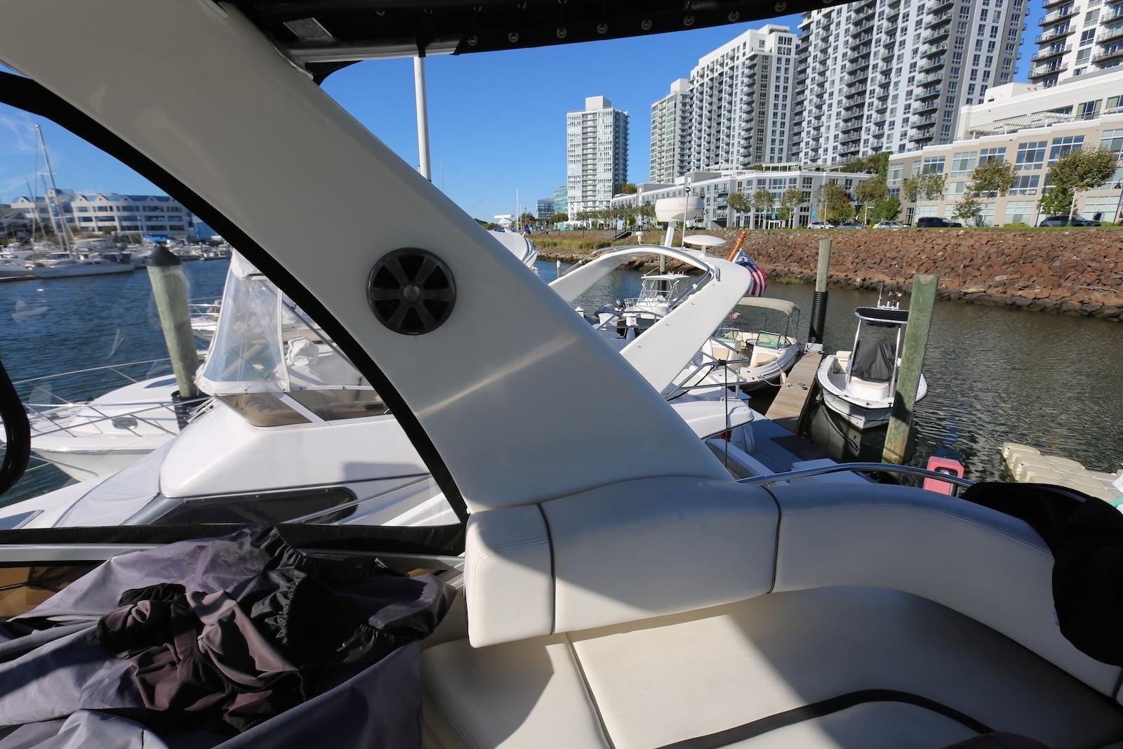CT 10472 TL Knot 10 Yacht Sales CT 10472 TL Knot 10 Yacht Sales