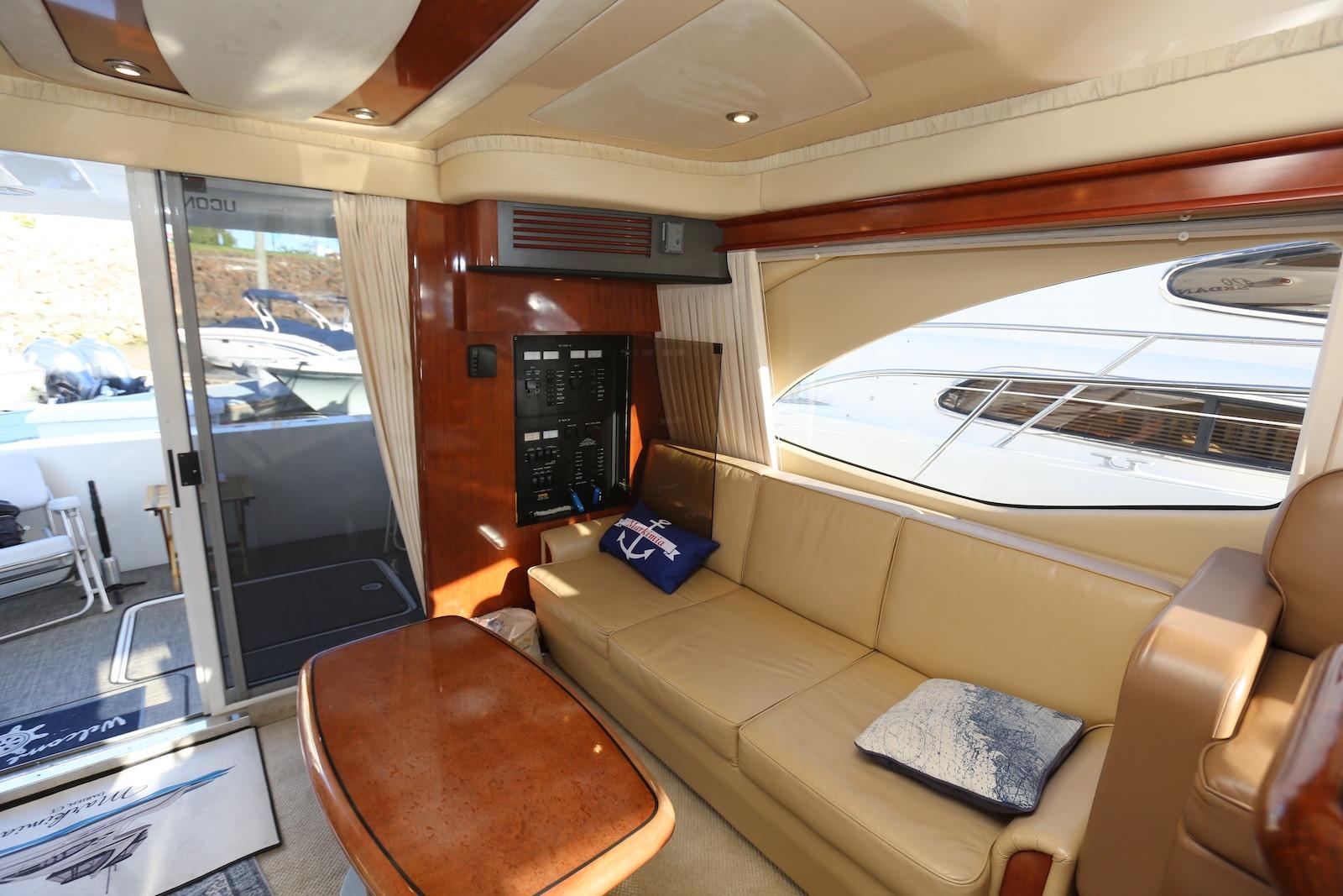 CT 10472 TL Knot 10 Yacht Sales CT 10472 TL Knot 10 Yacht Sales