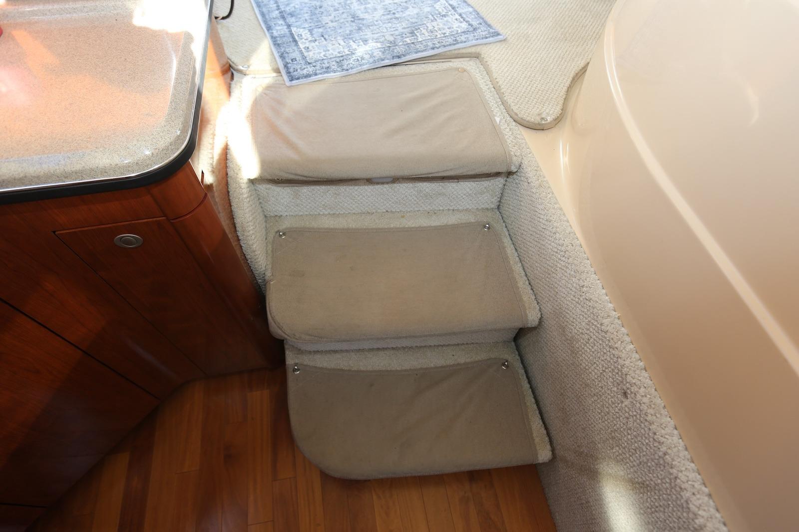 CT 10472 TL Knot 10 Yacht Sales CT 10472 TL Knot 10 Yacht Sales