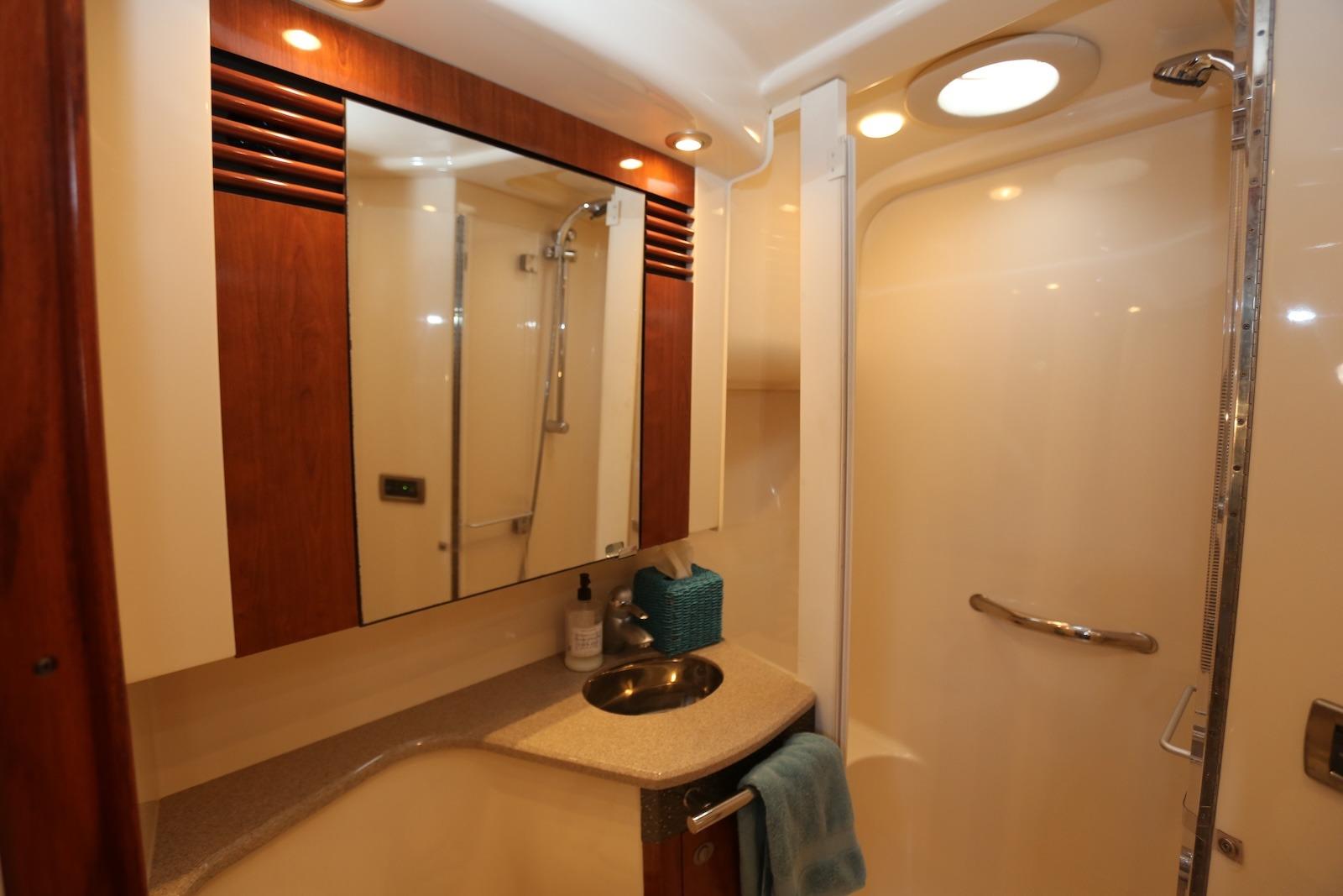 CT 10472 TL Knot 10 Yacht Sales CT 10472 TL Knot 10 Yacht Sales