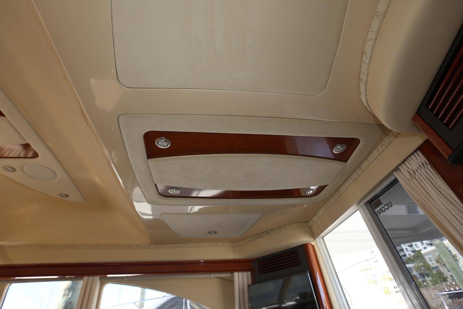 CT 10472 TL Knot 10 Yacht Sales CT 10472 TL Knot 10 Yacht Sales