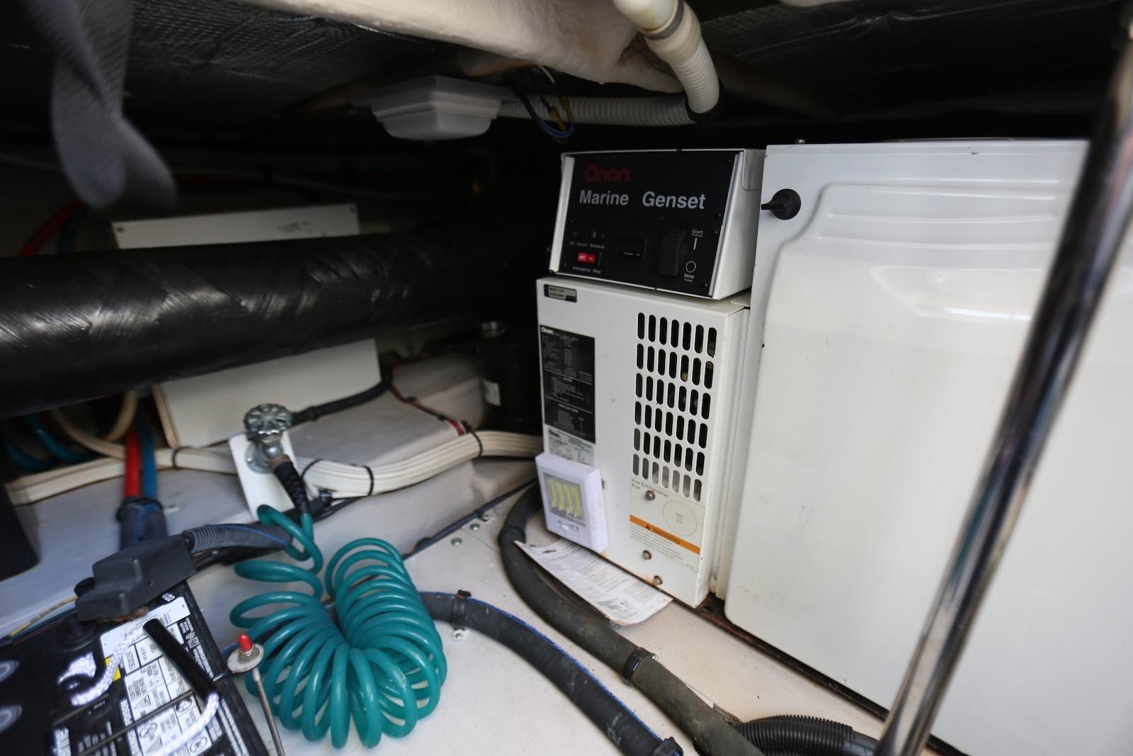 CT 10472 TL Knot 10 Yacht Sales CT 10472 TL Knot 10 Yacht Sales