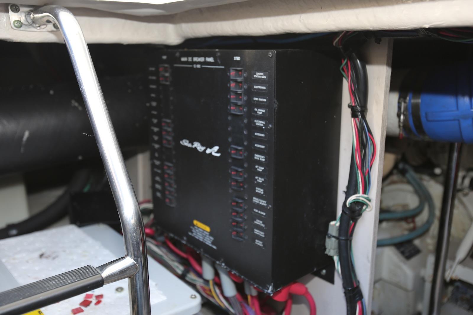 CT 10472 TL Knot 10 Yacht Sales CT 10472 TL Knot 10 Yacht Sales