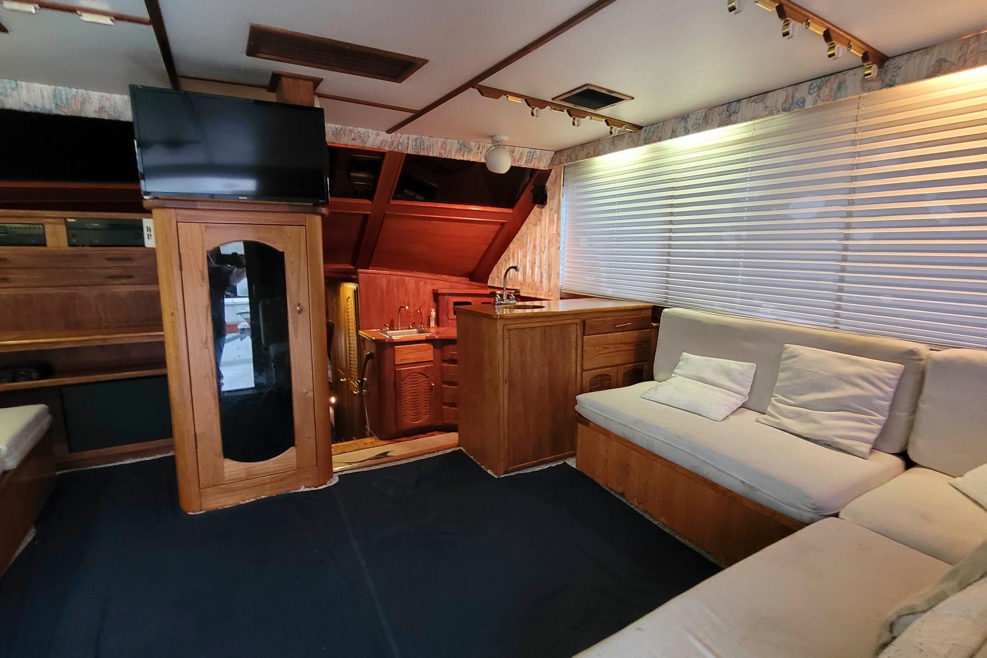 Knot 10 Yacht Sales  Knot 10 Yacht Sales