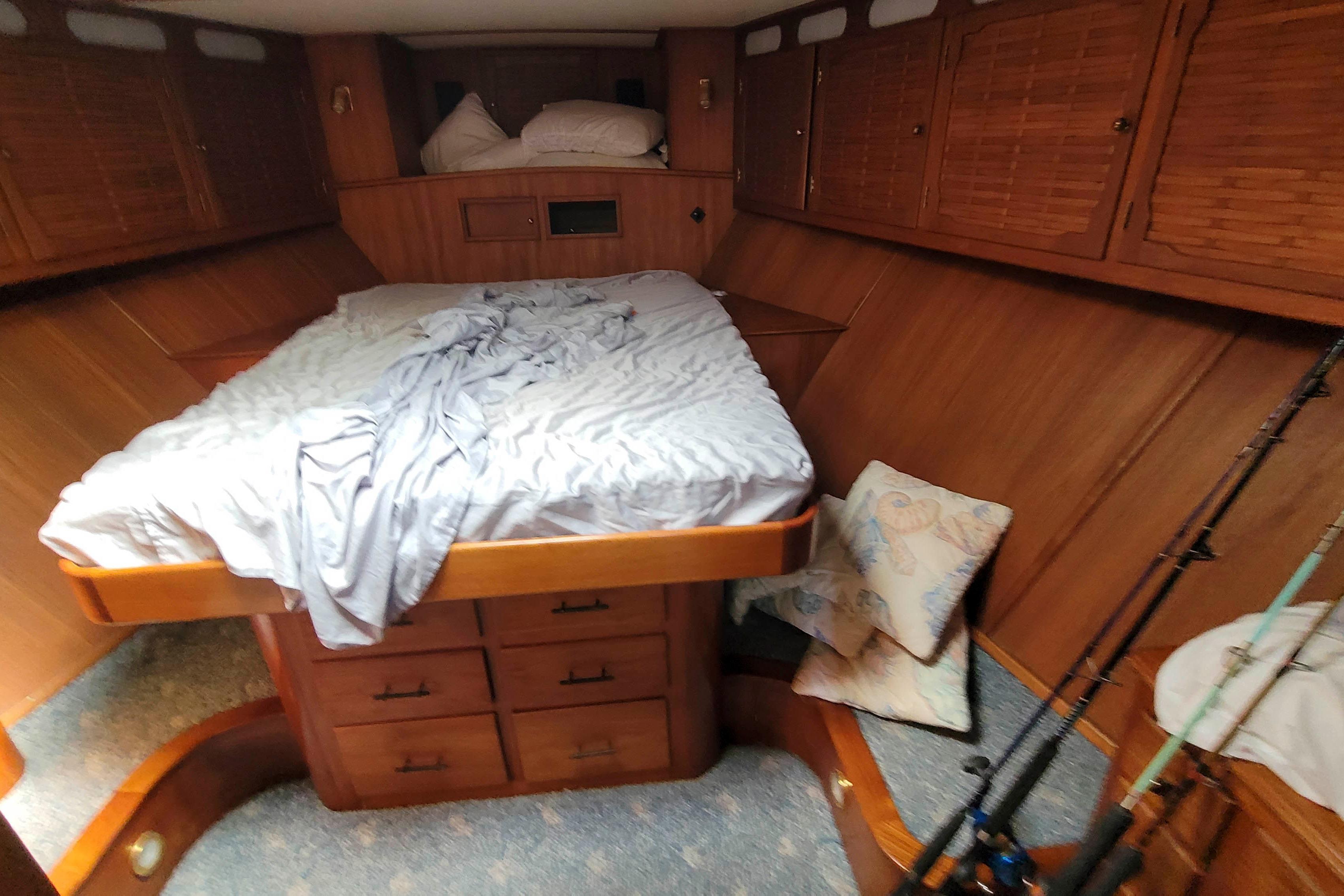 Knot 10 Yacht Sales  Knot 10 Yacht Sales