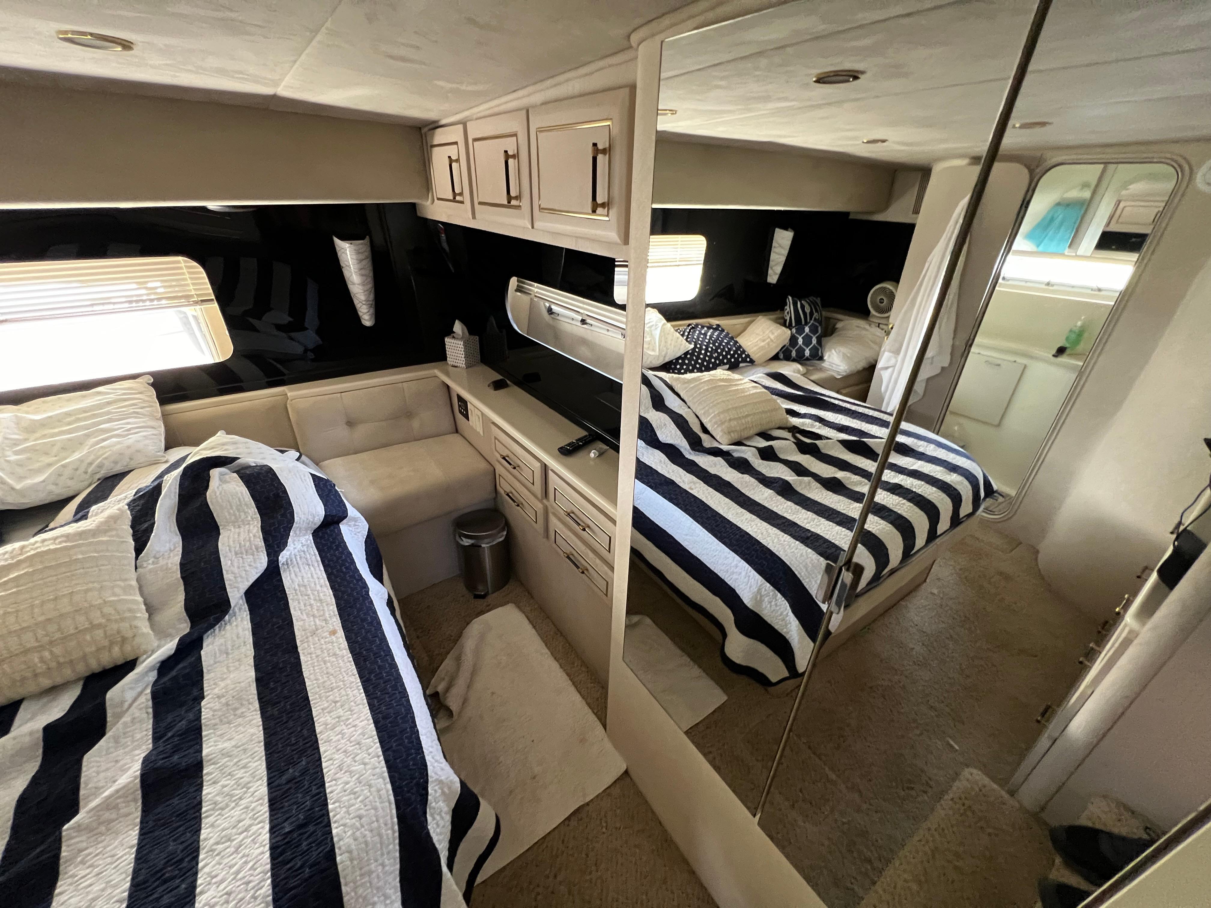 1998-mainship-47-motor-yacht-power-9443872-972798927-0-160120251840-52