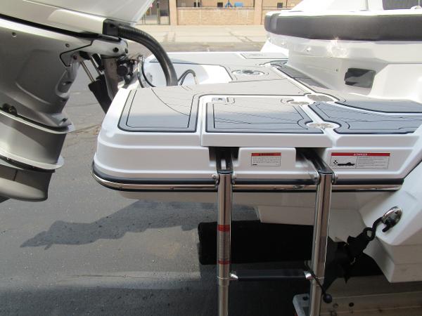 2022 Monterey boat for sale, model of the boat is 255SS & Image # 8 of 41