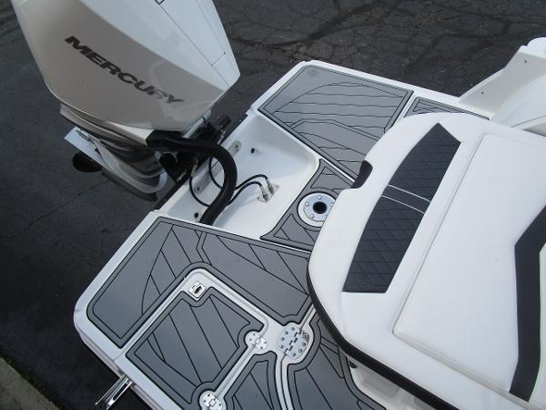 2022 Monterey boat for sale, model of the boat is 255SS & Image # 40 of 41