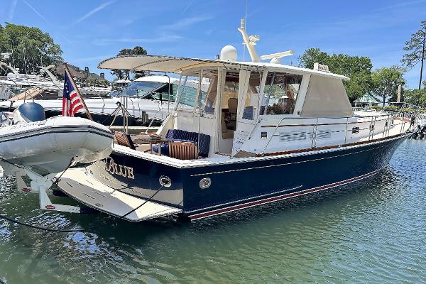 Photo of 2004 Grand Banks 50'