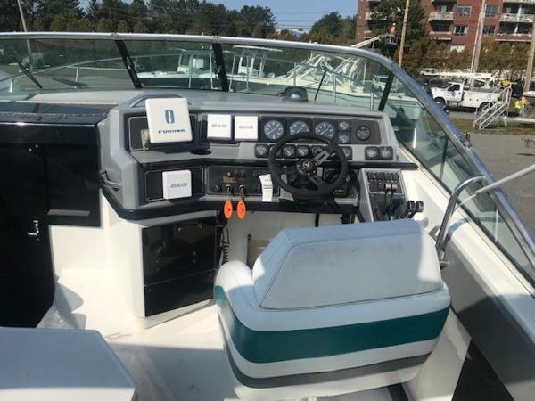 1992 Formula boat for sale, model of the boat is 29' & Image # 14 of 17