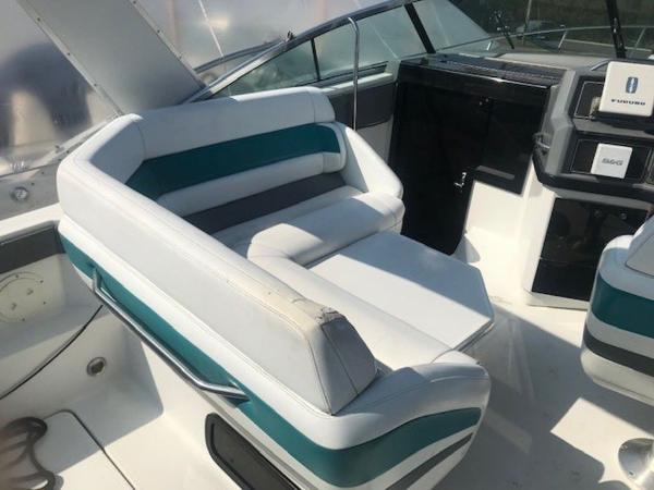 1992 Formula boat for sale, model of the boat is 29' & Image # 15 of 17