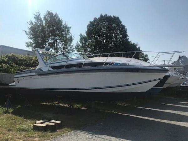 1992 Formula boat for sale, model of the boat is 29' & Image # 16 of 17