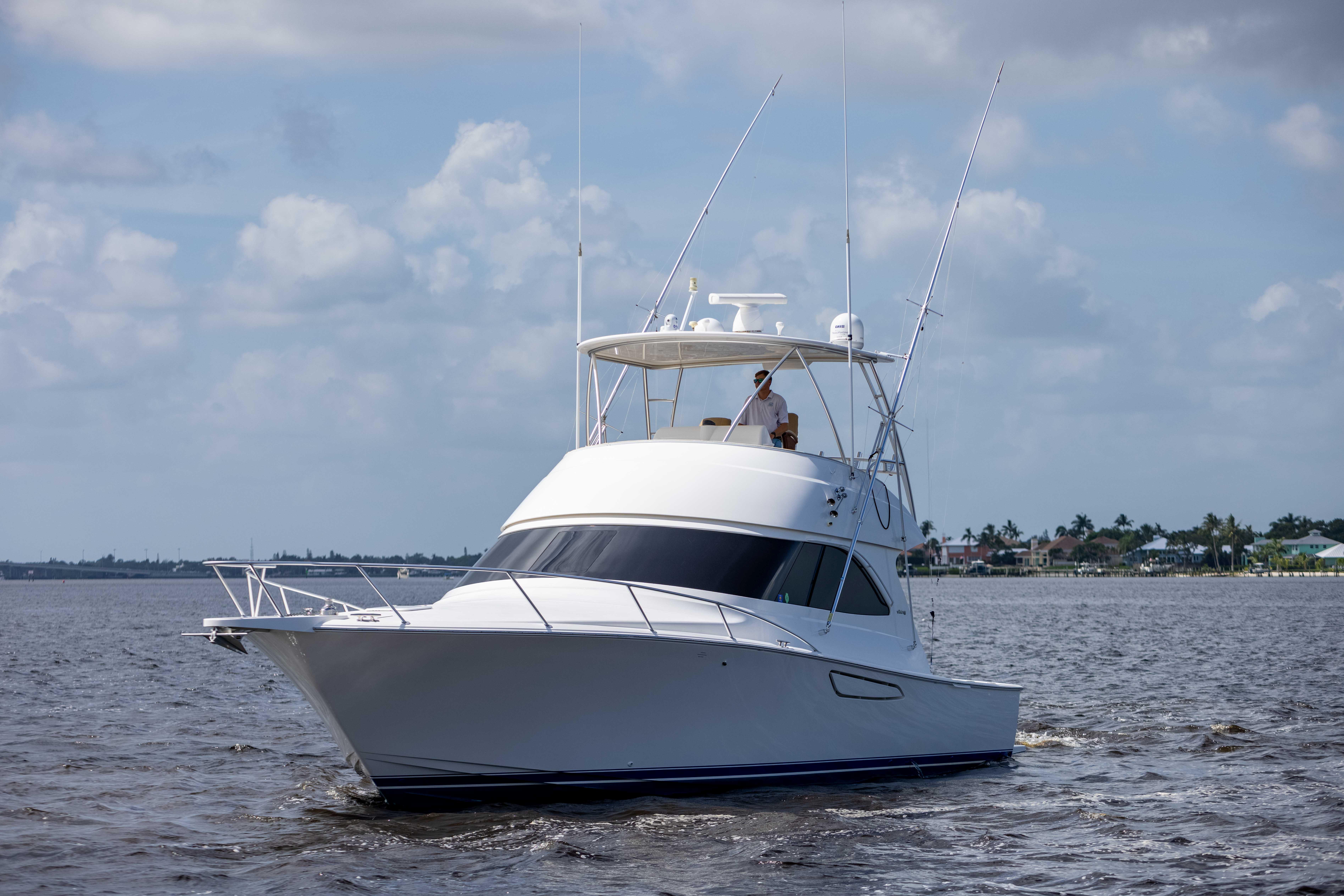 Viking 42 No Anchors - Exterior Profile