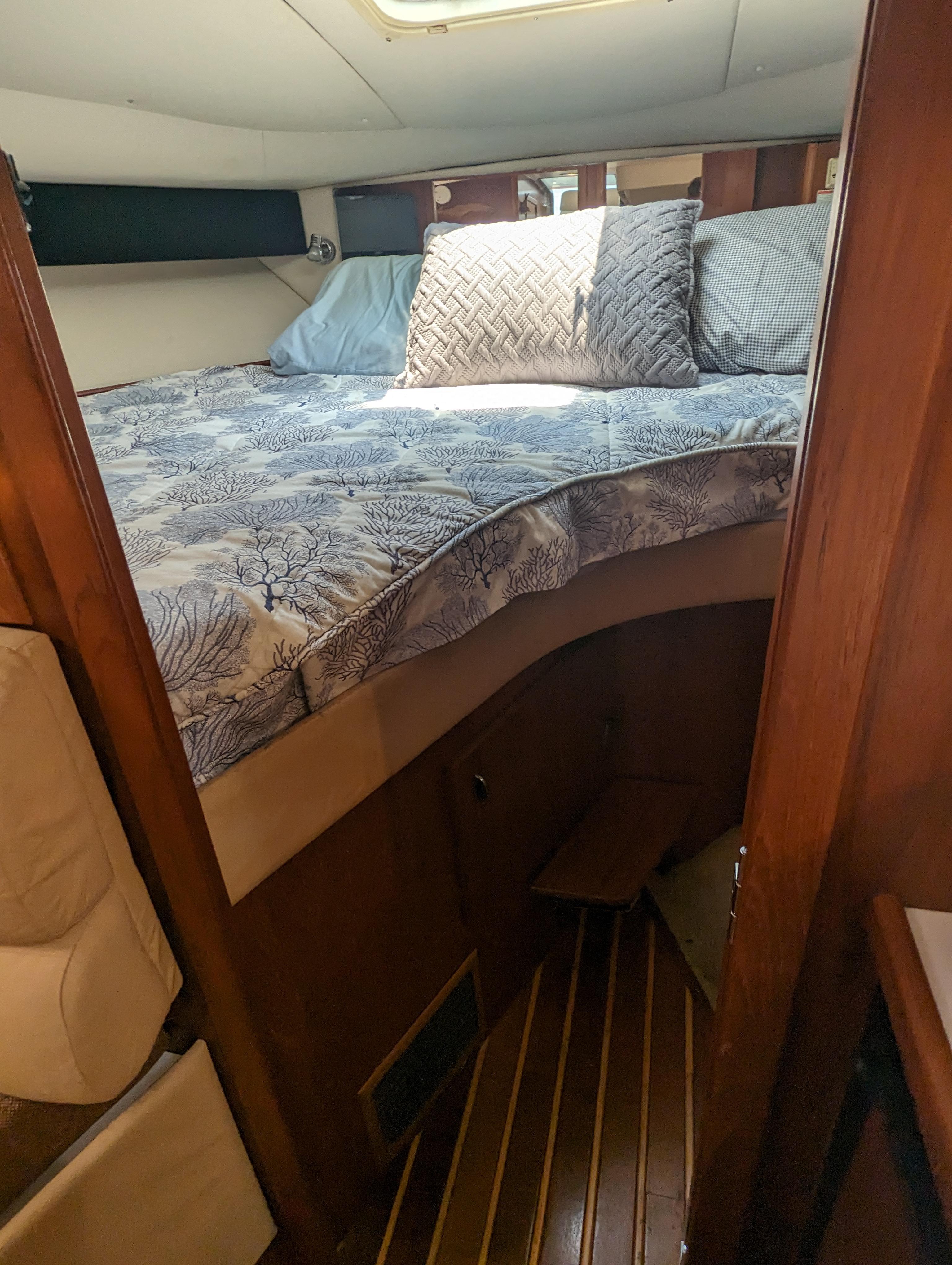 Nonsense Yacht Photos Pics 