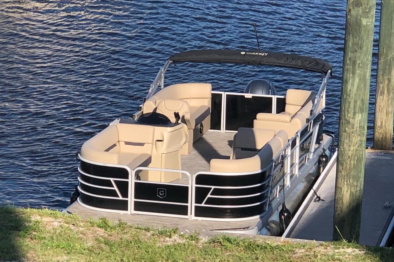 2023 Godfrey SW 2286 SB - Image 3