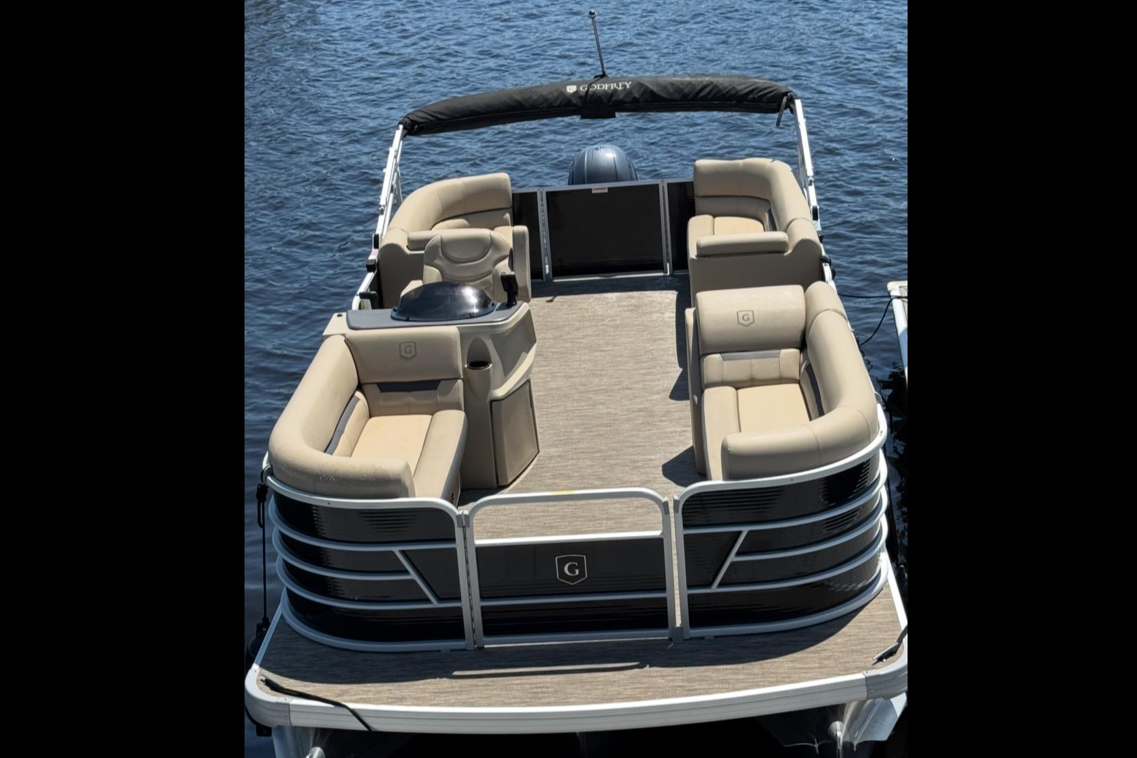 2023 Godfrey SW 2286 SB - Image 11