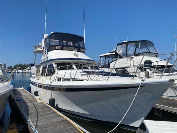 1985 Nautique 38