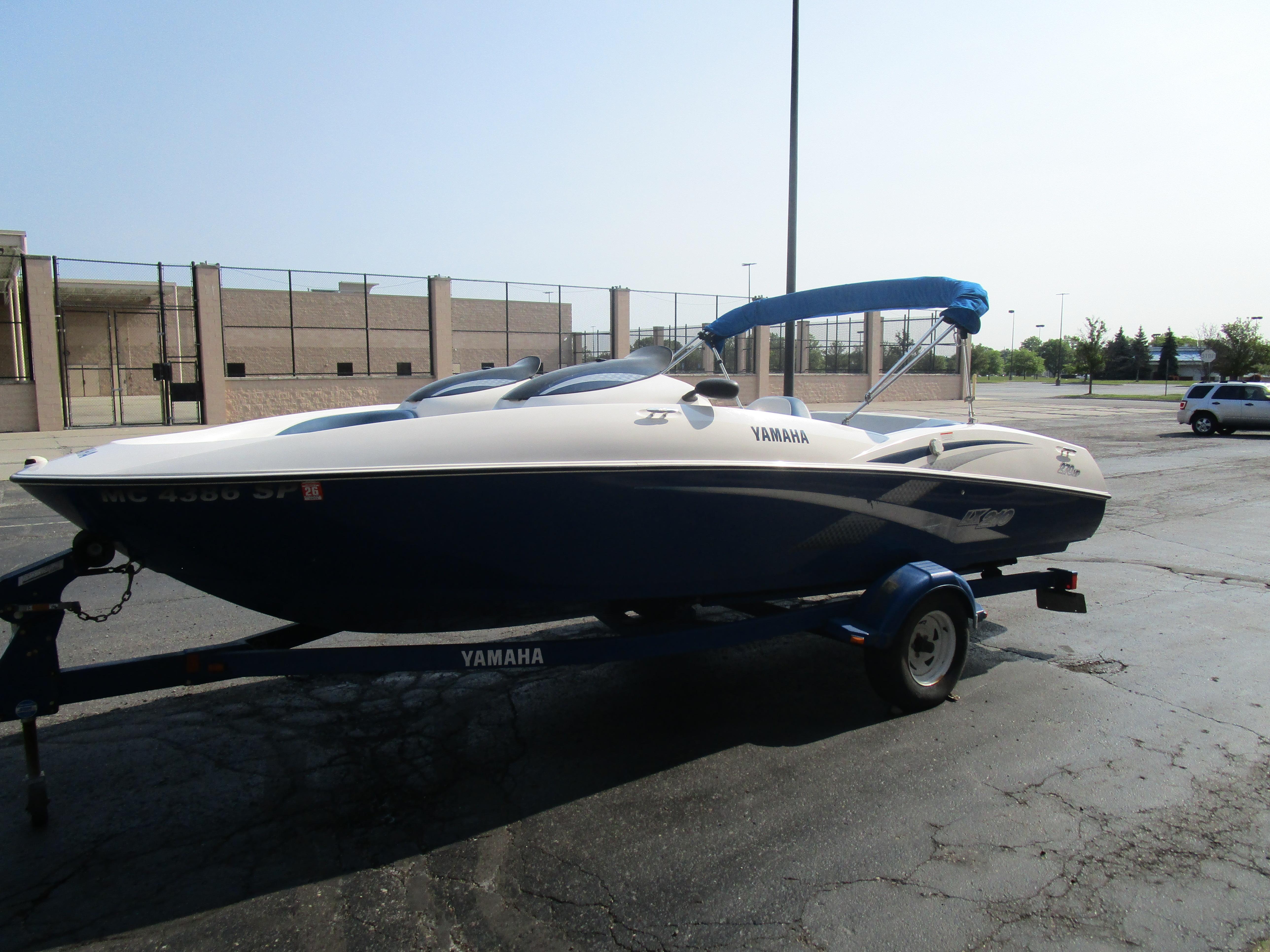 2004 Yamaha Boats LX 210 Gallery