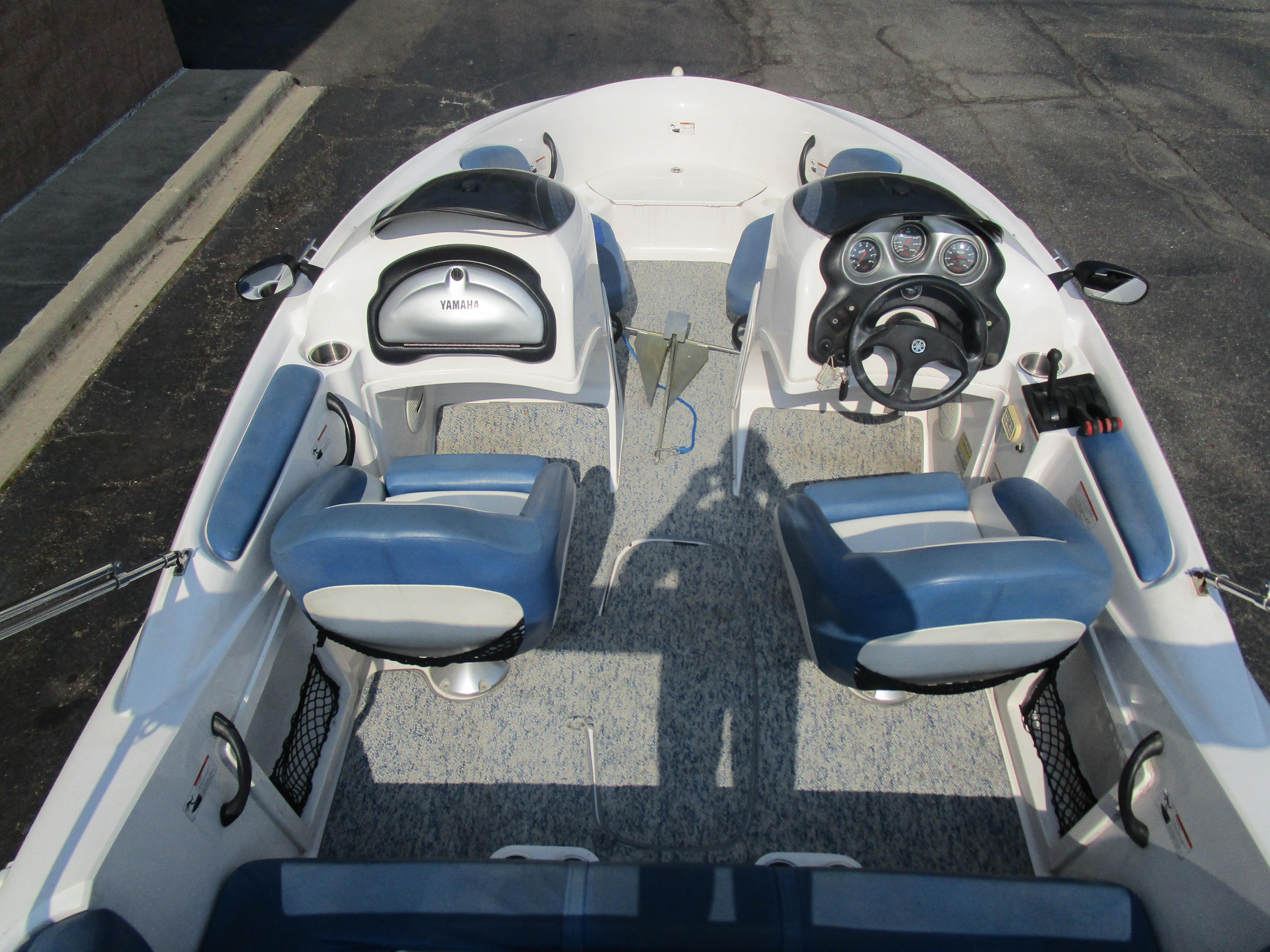 2004 Yamaha Boats LX 210 Gallery