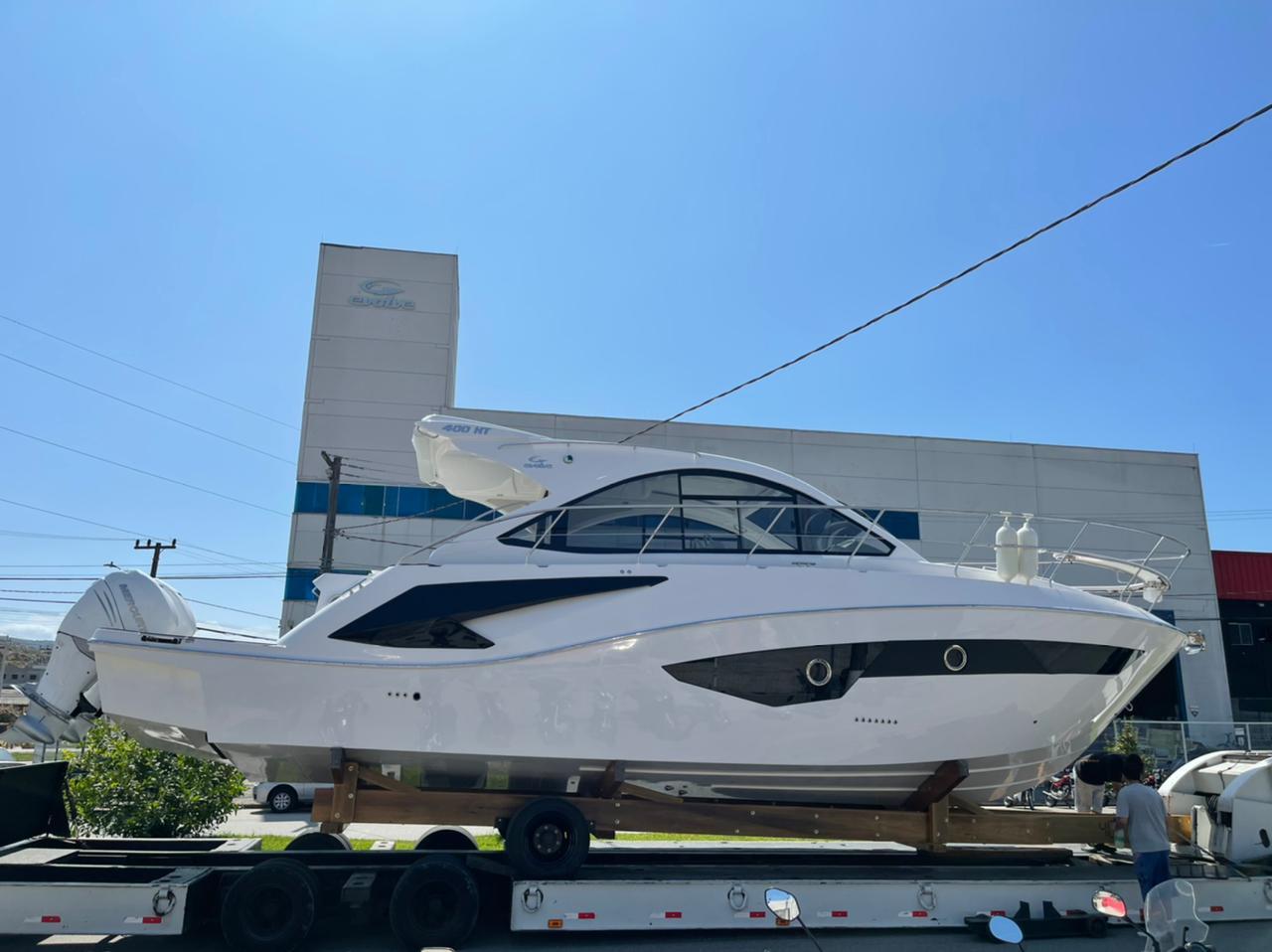 2021 Evolve 400HT Seas the Moment