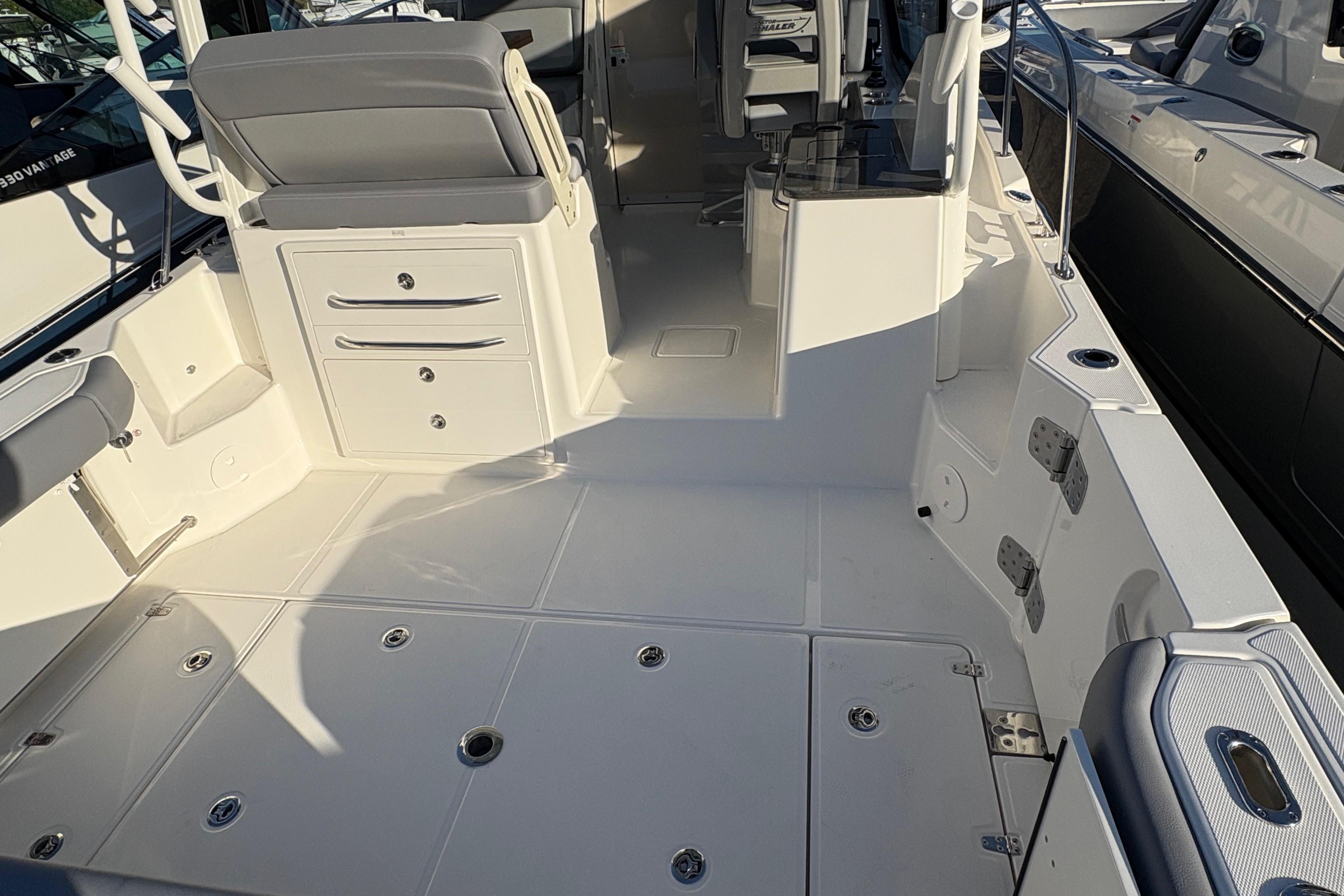 2026 Boston Whaler 325 Conquest #BW0029F inventory image at Sun Country Marine Group, Newport Beach