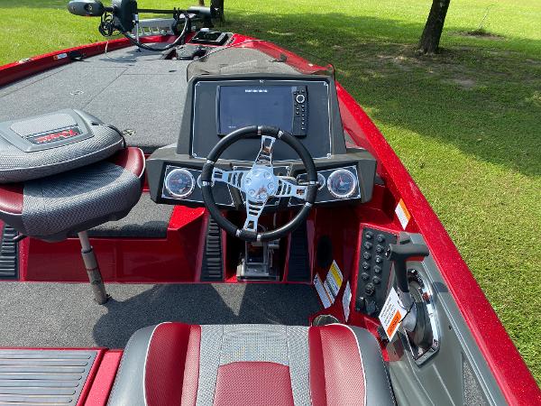 2021 Ranger Boats boat for sale, model of the boat is Z519 & Image # 10 of 17