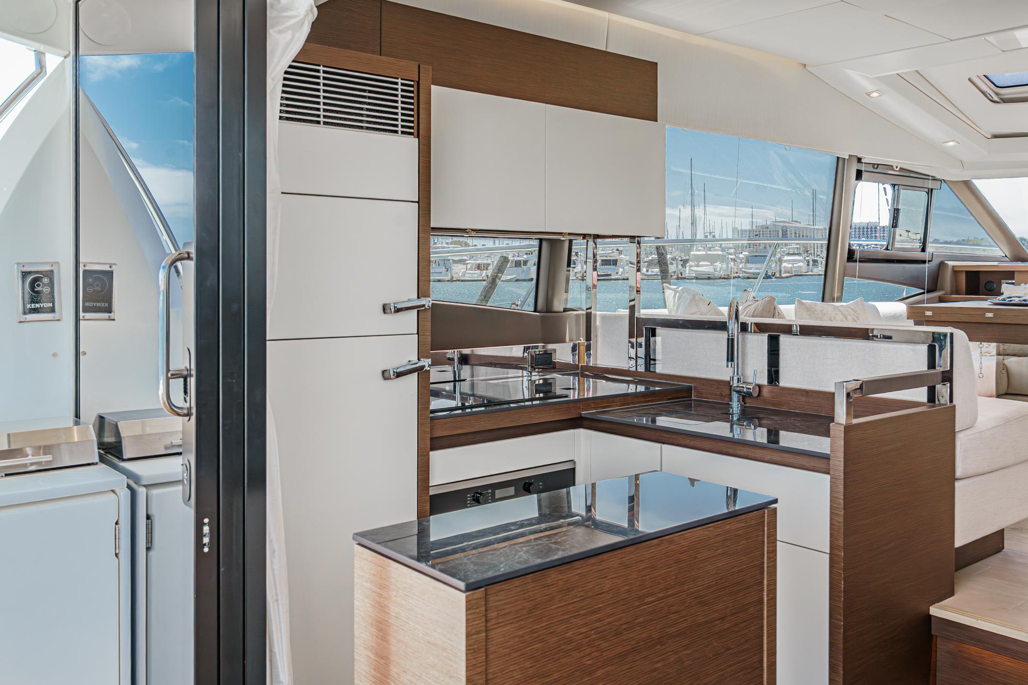 2019 Prestige 520S #TBRM084B inventory image at Sun Country Marine Group, San Diego Harbor Island 2019 Prestige 520S #TBRM084B inventory image at Sun Country Marine Group, San Diego Harbor Island