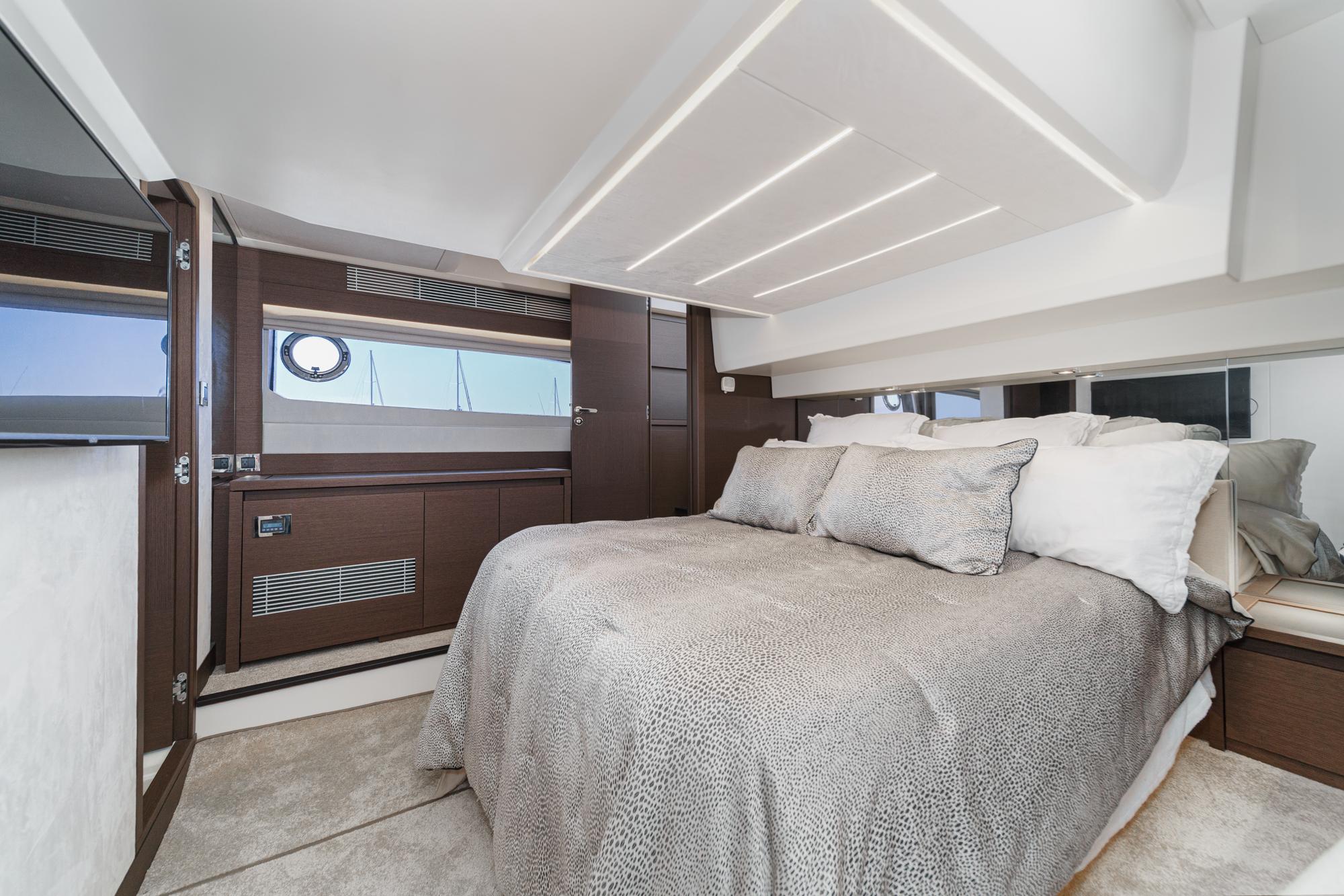 2019 Prestige 520S #TBRM084B inventory image at Sun Country Marine Group, San Diego Harbor Island 2019 Prestige 520S #TBRM084B inventory image at Sun Country Marine Group, San Diego Harbor Island