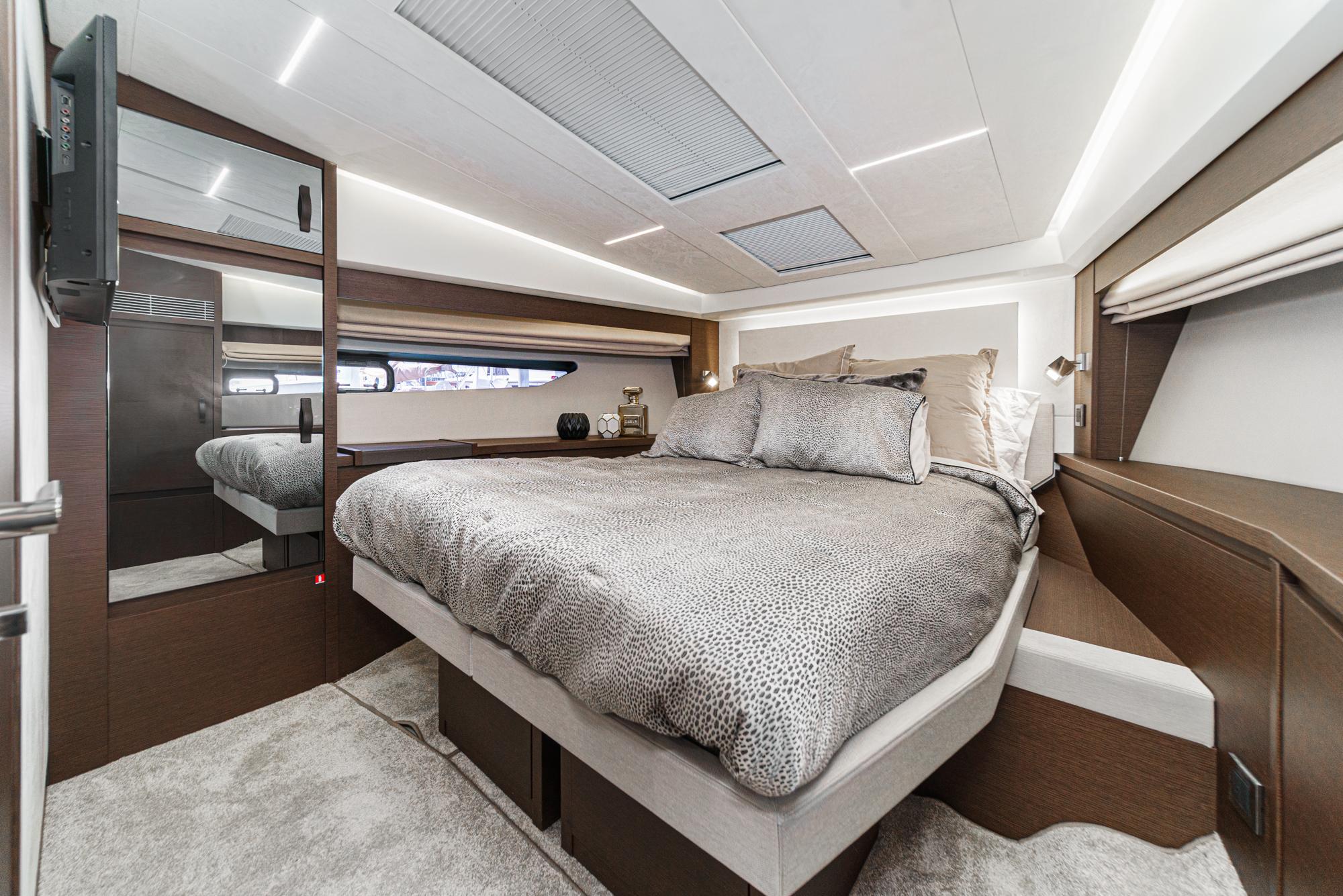 2019 Prestige 520S #TBRM084B inventory image at Sun Country Marine Group, San Diego Harbor Island 2019 Prestige 520S #TBRM084B inventory image at Sun Country Marine Group, San Diego Harbor Island
