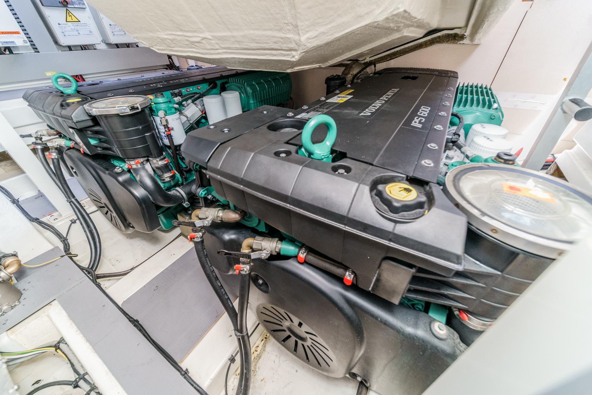 2019 Prestige 520S #TBRM084B inventory image at Sun Country Marine Group, San Diego Harbor Island 2019 Prestige 520S #TBRM084B inventory image at Sun Country Marine Group, San Diego Harbor Island