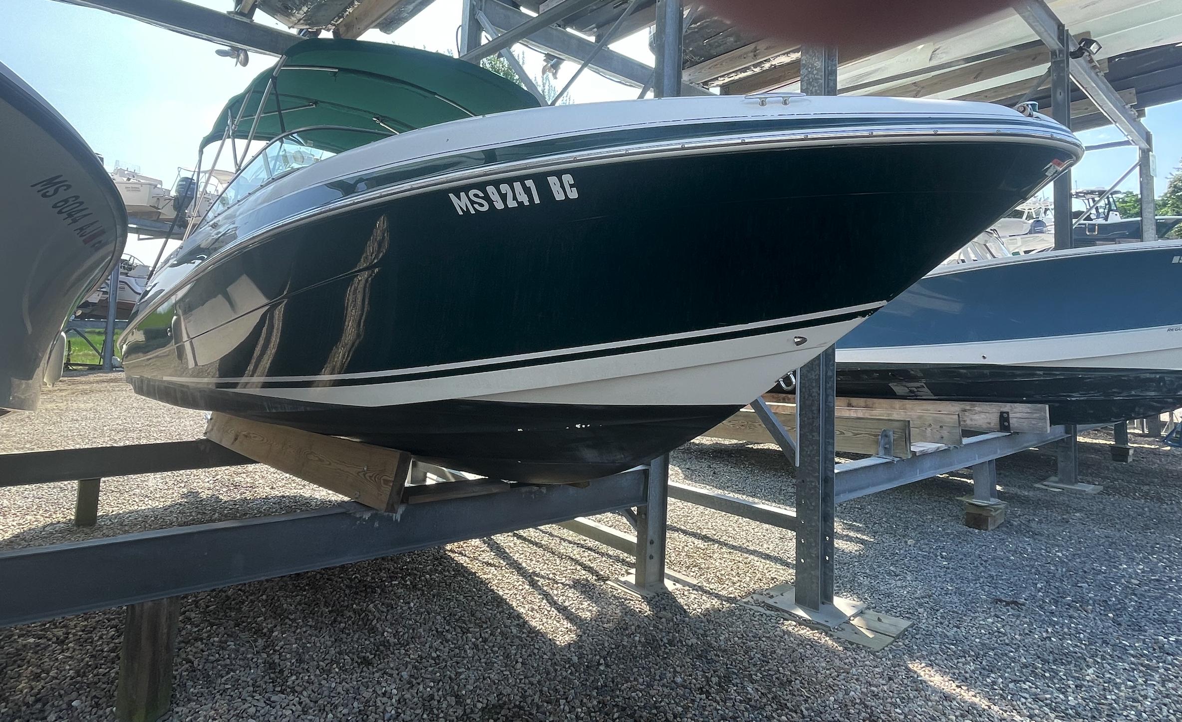 2004 Four Winns 250 Horizon