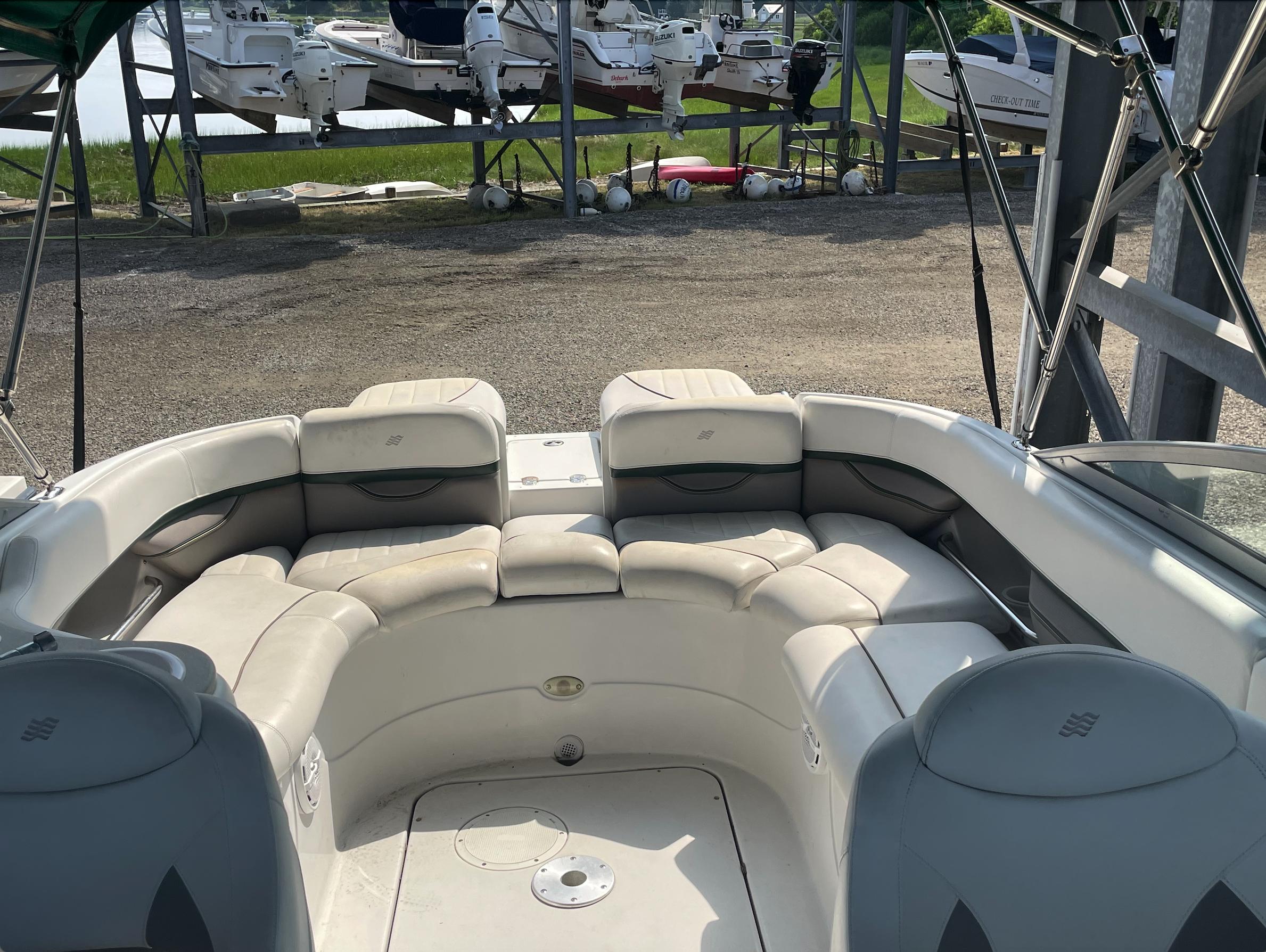 2004 Four Winns 250 Horizon