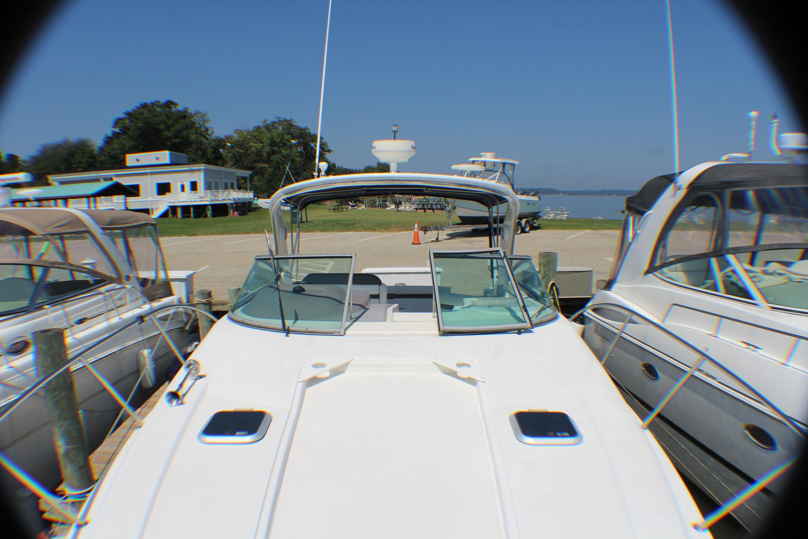 2007 Rinker 350 Express Cruiser